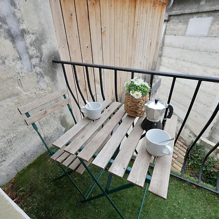 Апартаменты La Tour Des Teinturiers - Ac Clim - Wifi - Balcon Авиньон Экстерьер фото