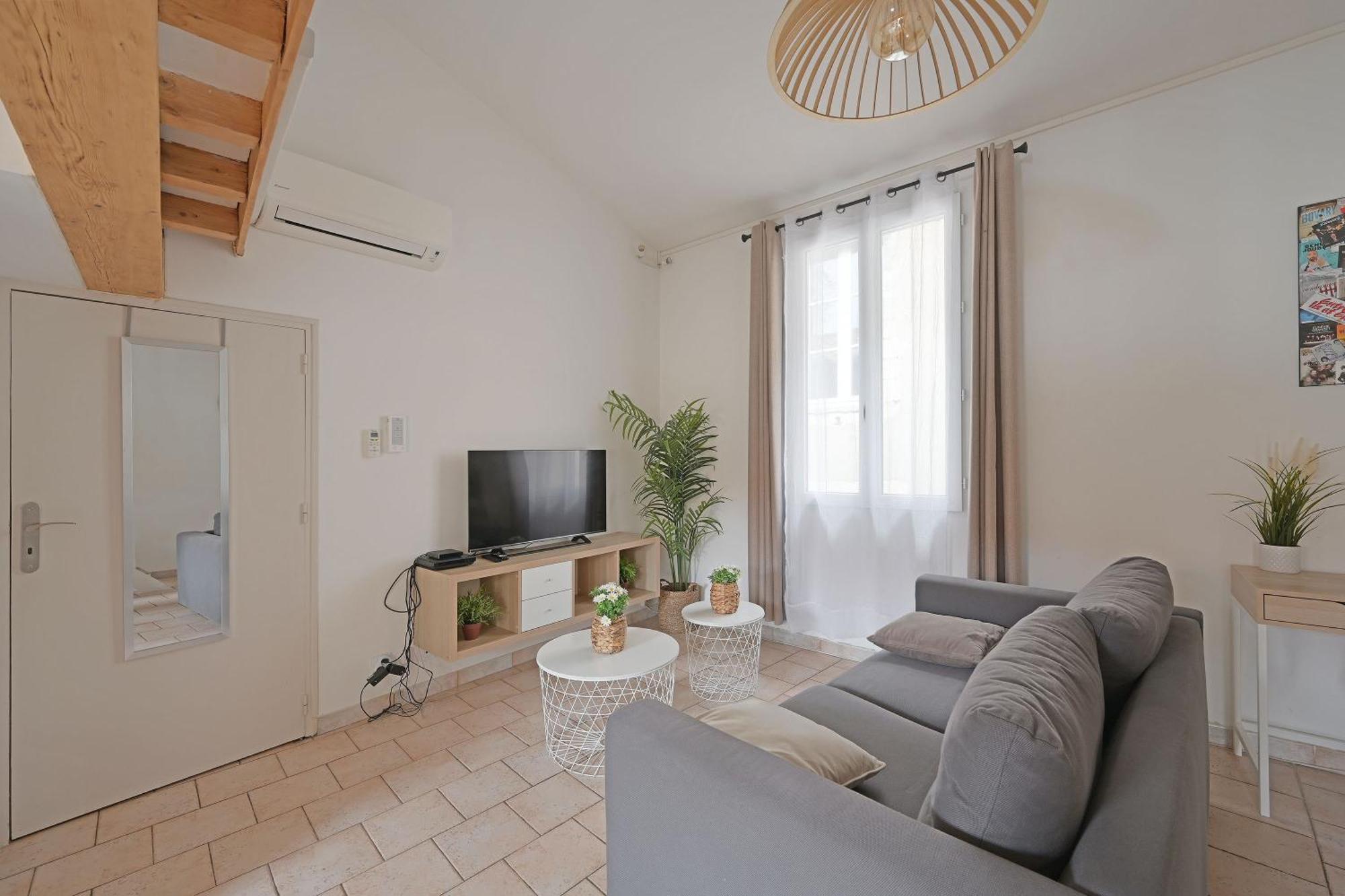 Апартаменты La Tour Des Teinturiers - Ac Clim - Wifi - Balcon Авиньон Экстерьер фото
